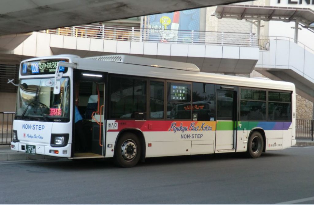 バス 那覇バスターミナルからイオンモールライカムへの行き方 バレエのトータル情報サイト